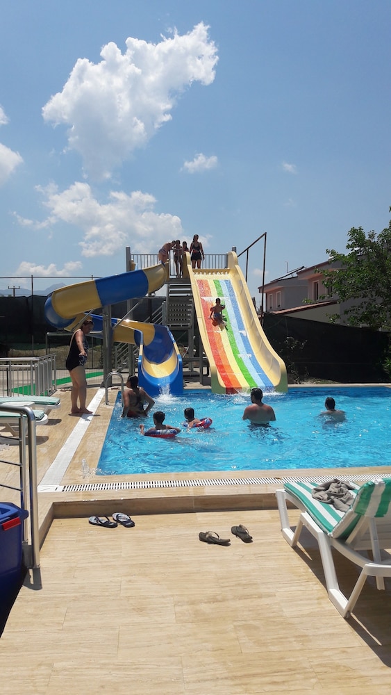 Melodi Club Hotel 32/45
