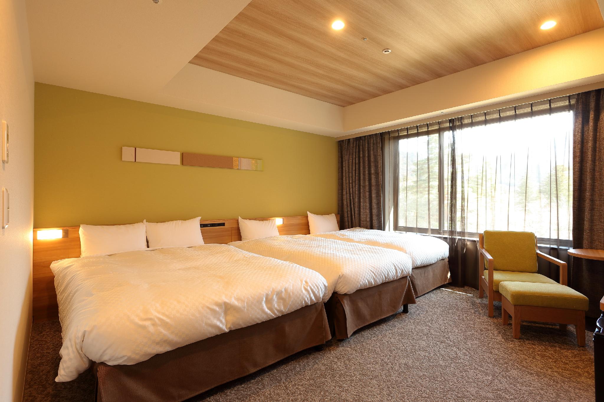 Type B, Standard, Twin Beds