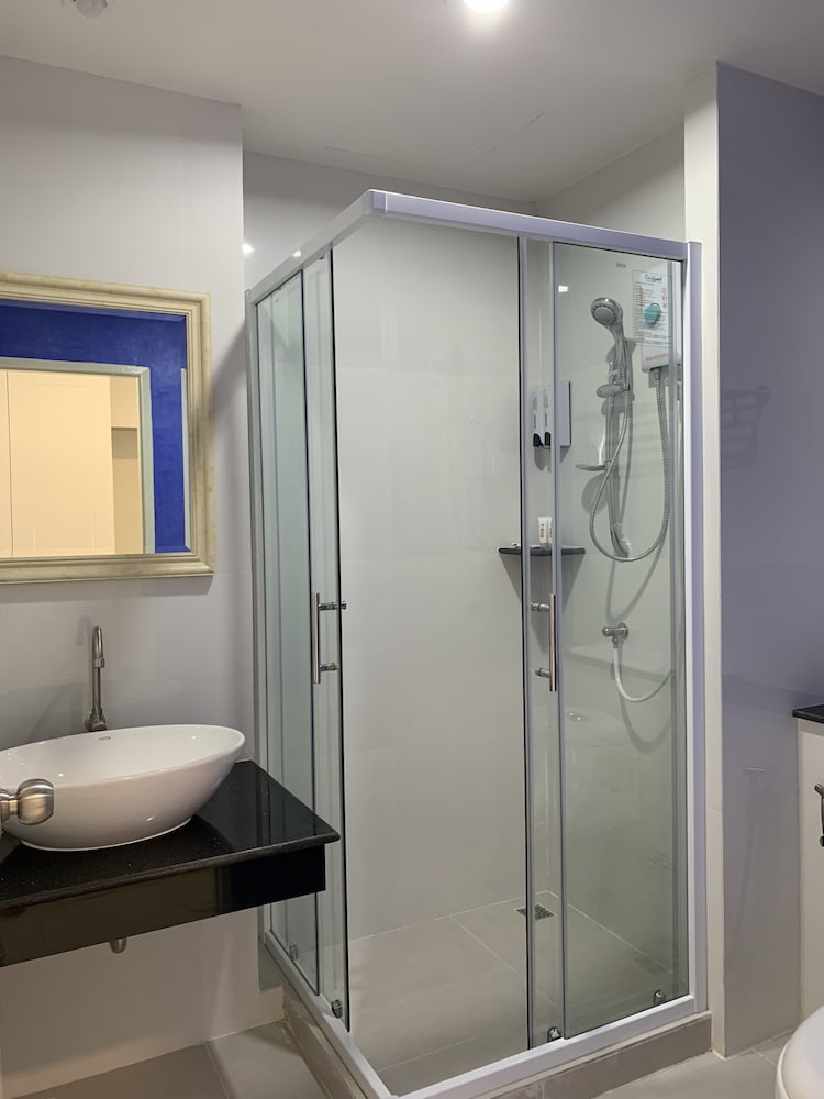 iCare Residence & Hotel 40/41