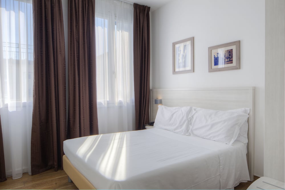 Hotel Cantoria 12/56