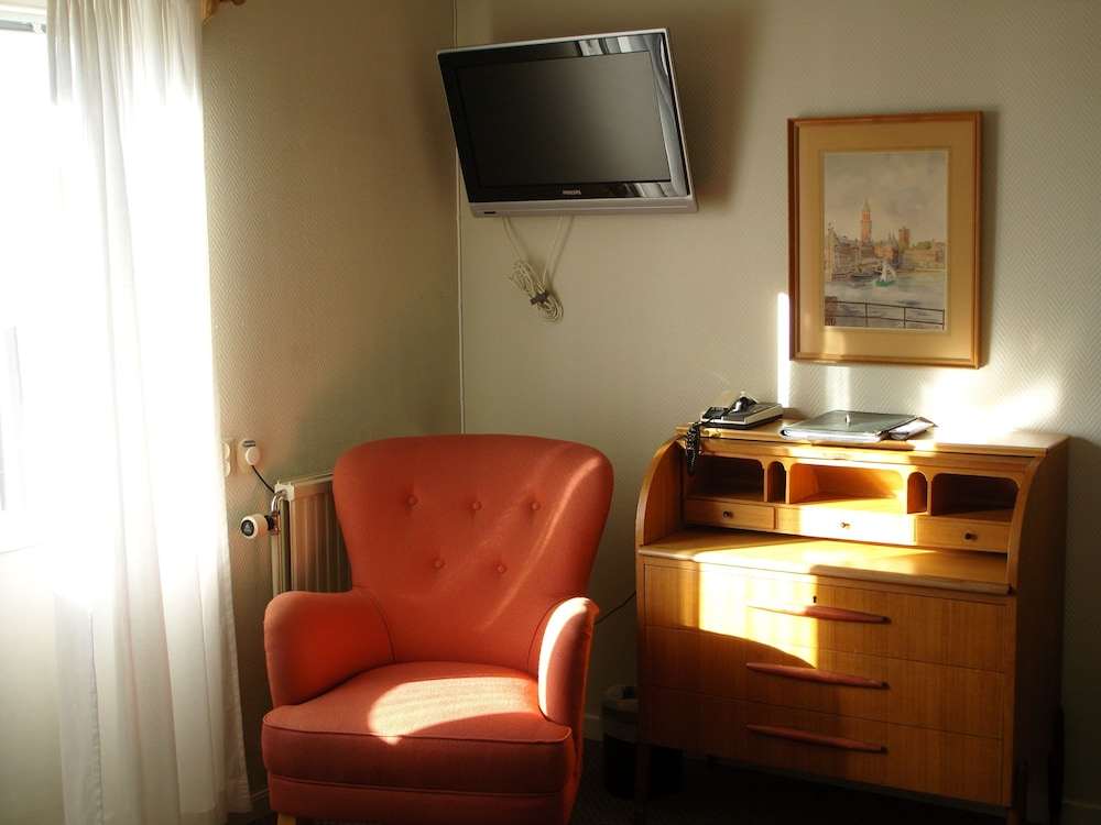 Green Hotel 47/68