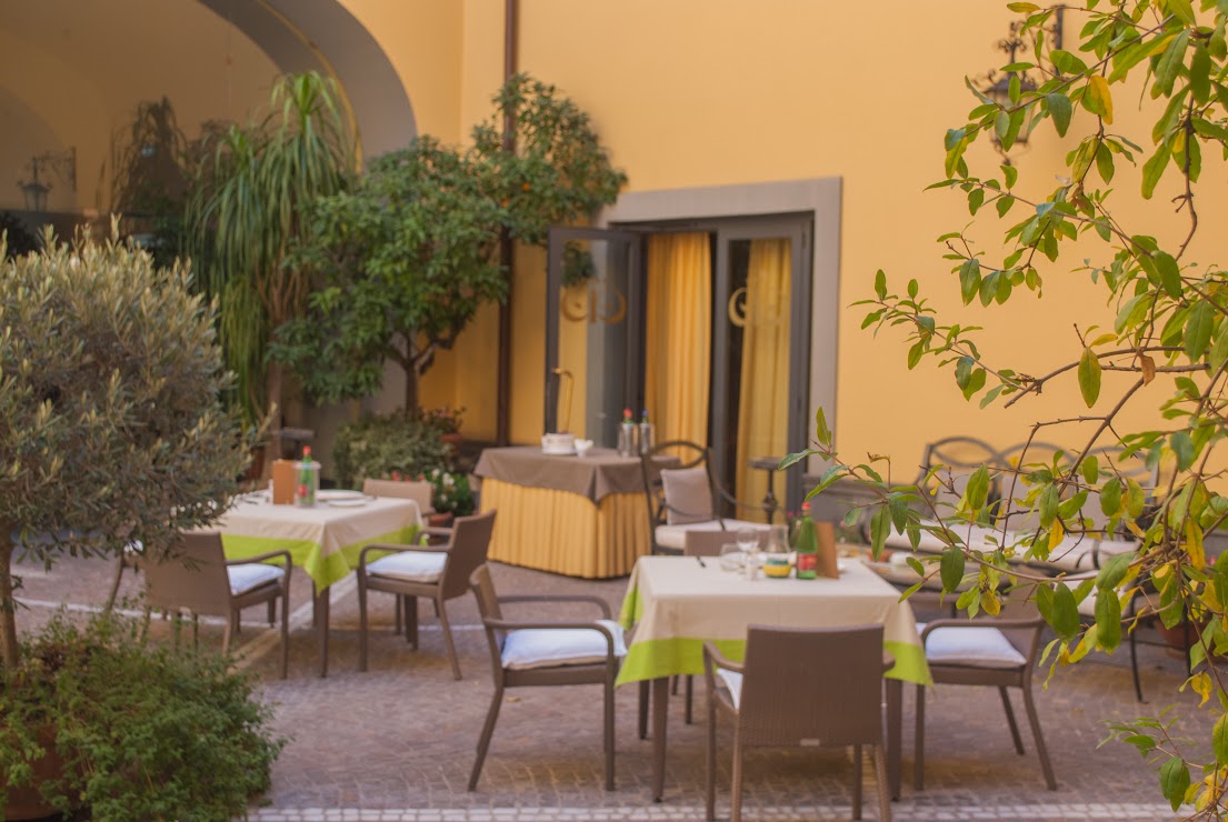 Le Cheminee Business Hotel 47/56