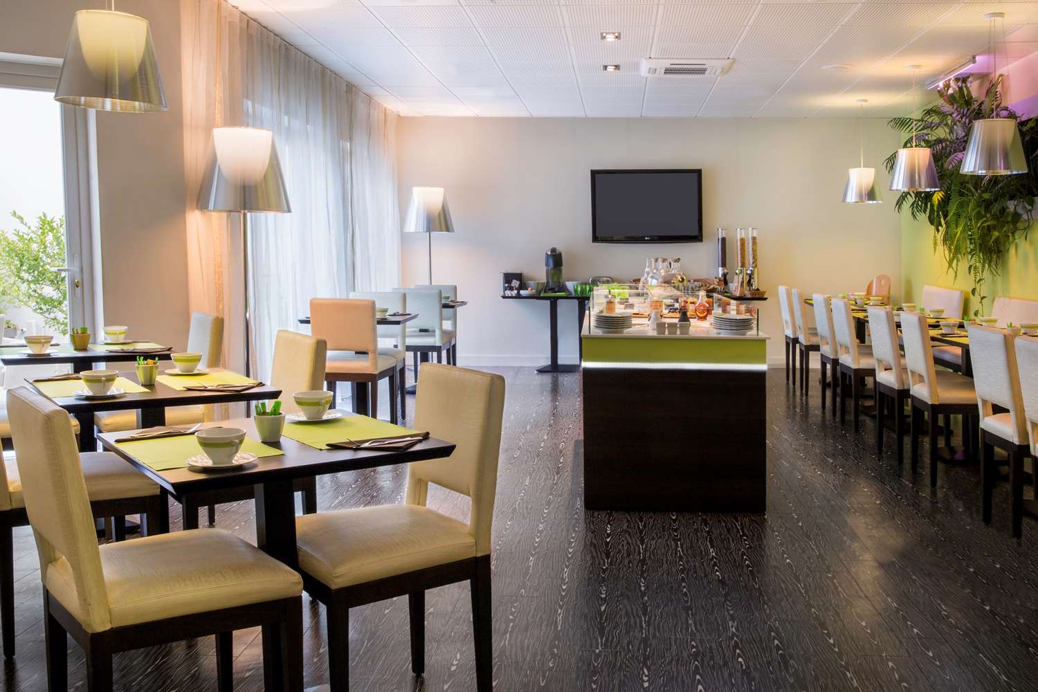 Best Western Plus Richelieu 48/50