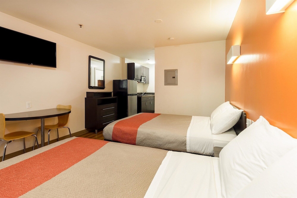 Motel6 Greenville, SC 21/60