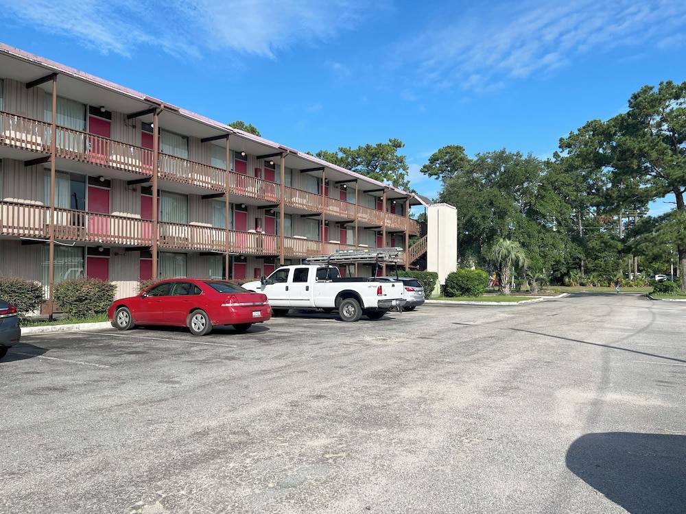 Motel6 Summerville, SC – Charleston detail
