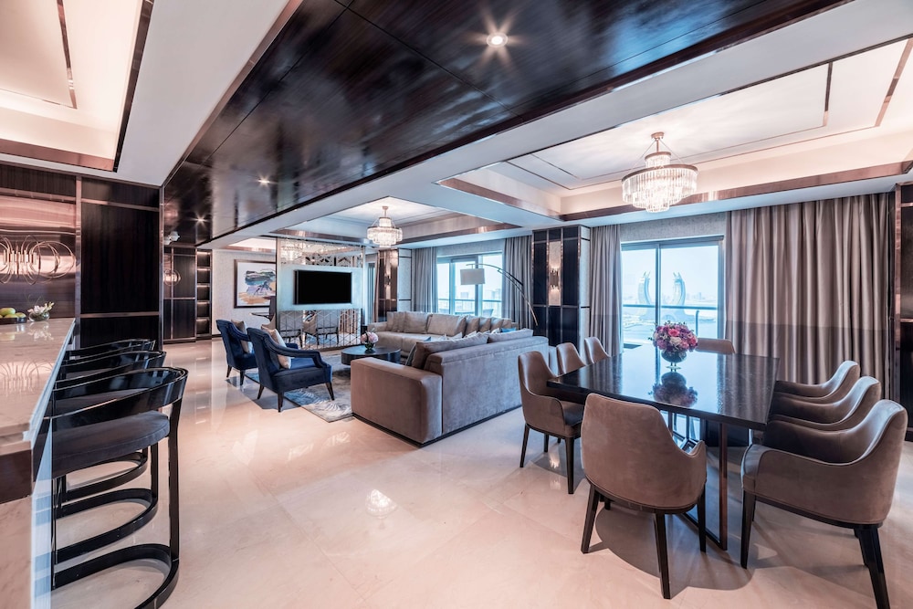 Hilton Doha The Pearl Residences 49/75