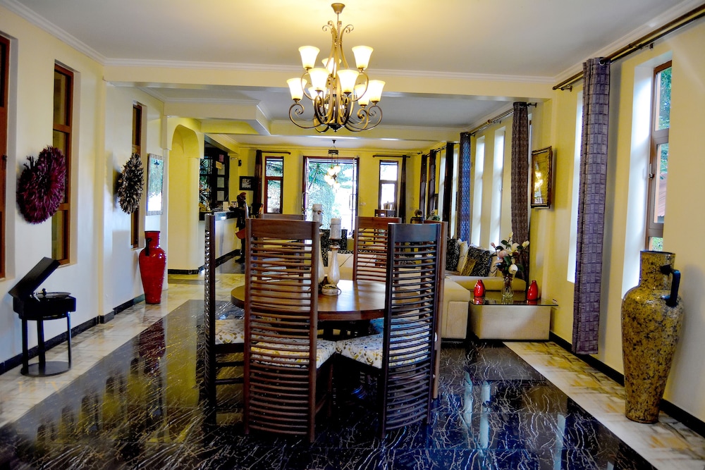 Tulia Boutique Hotel And Spa 38/42