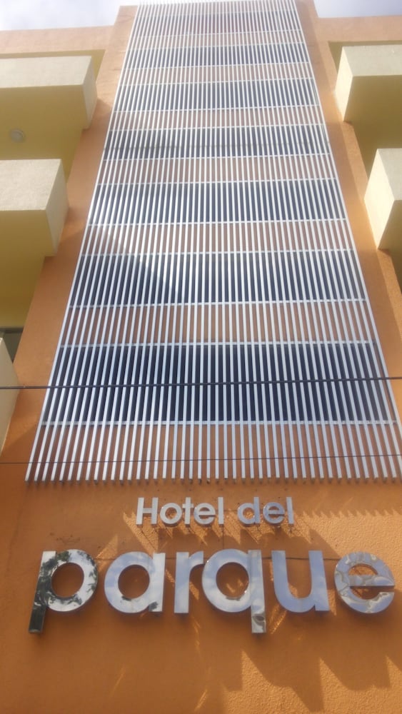 Hotel del Parque 2/26