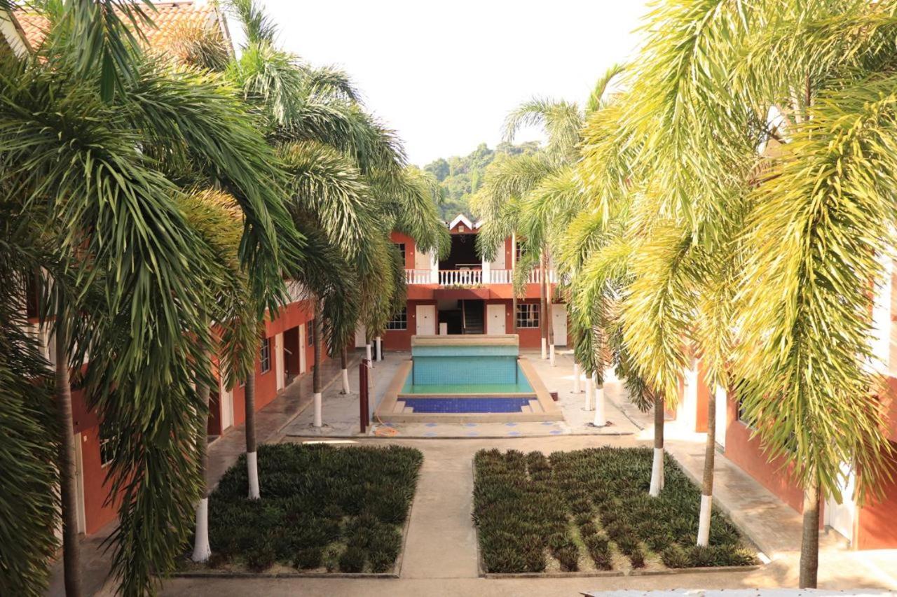 Hornbill Bay Resort 19/27