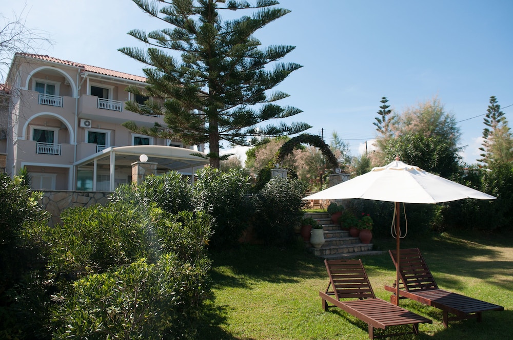 Stefania Apartments 34/44