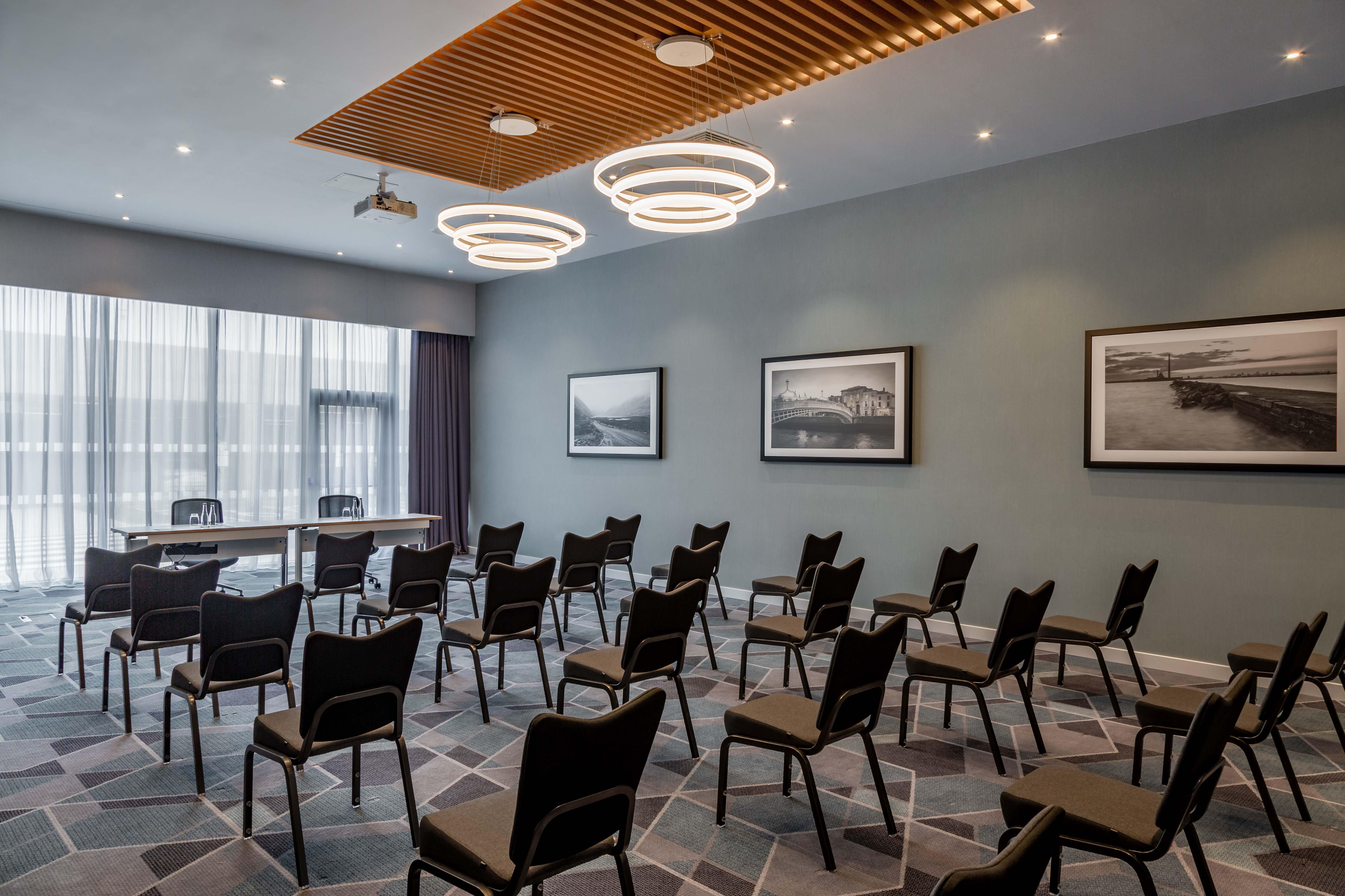 Holiday Inn - Dublin Airport 43/50