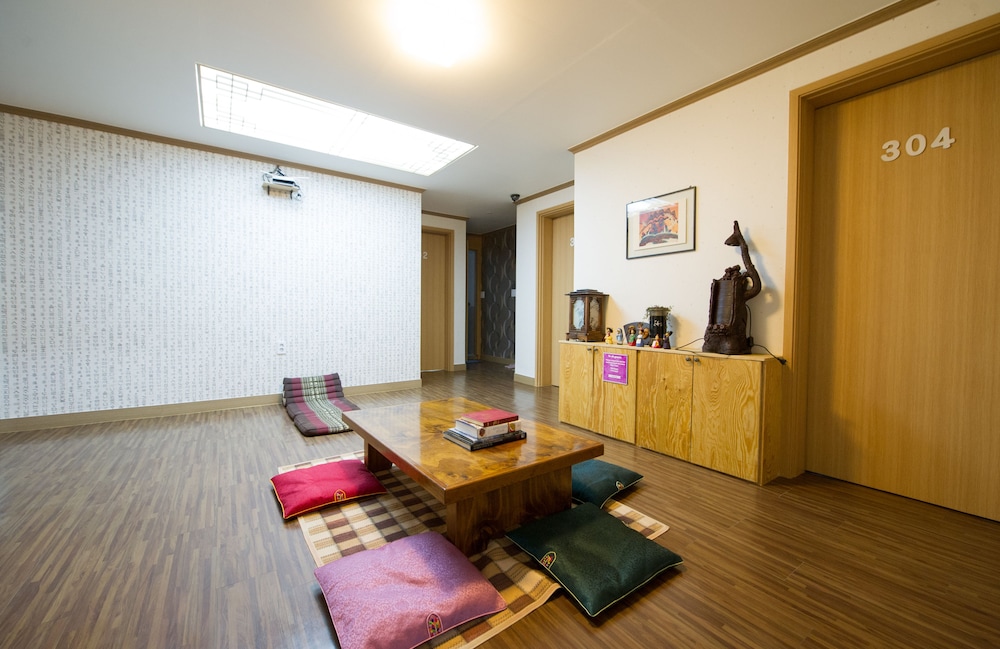 Uwa Guesthouse 6/49