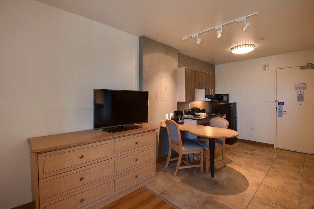 Studio6 Brownsville, TX 44/62