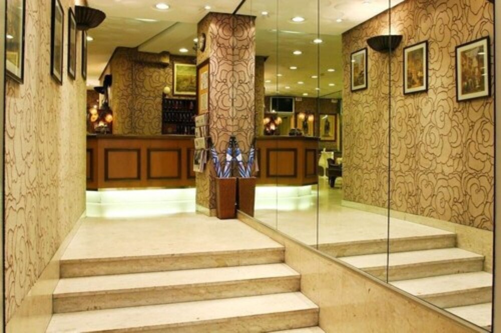 HOTEL DE SUEZ 1/59