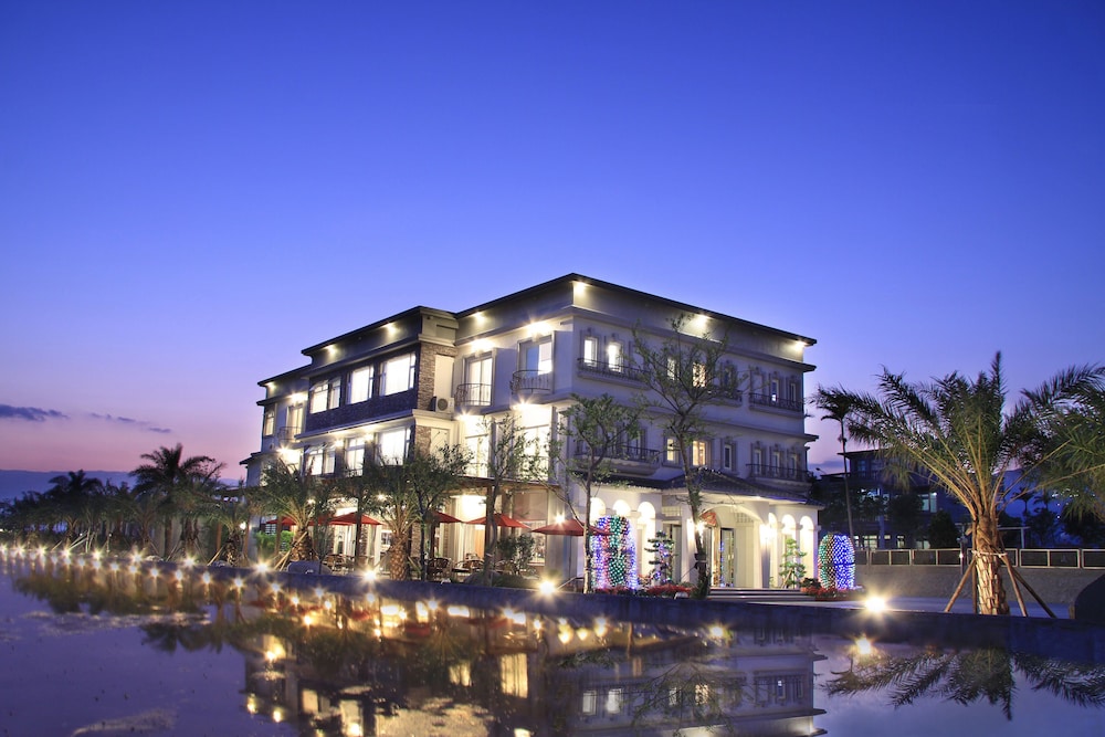 Spring Fountain Hotel 2/42