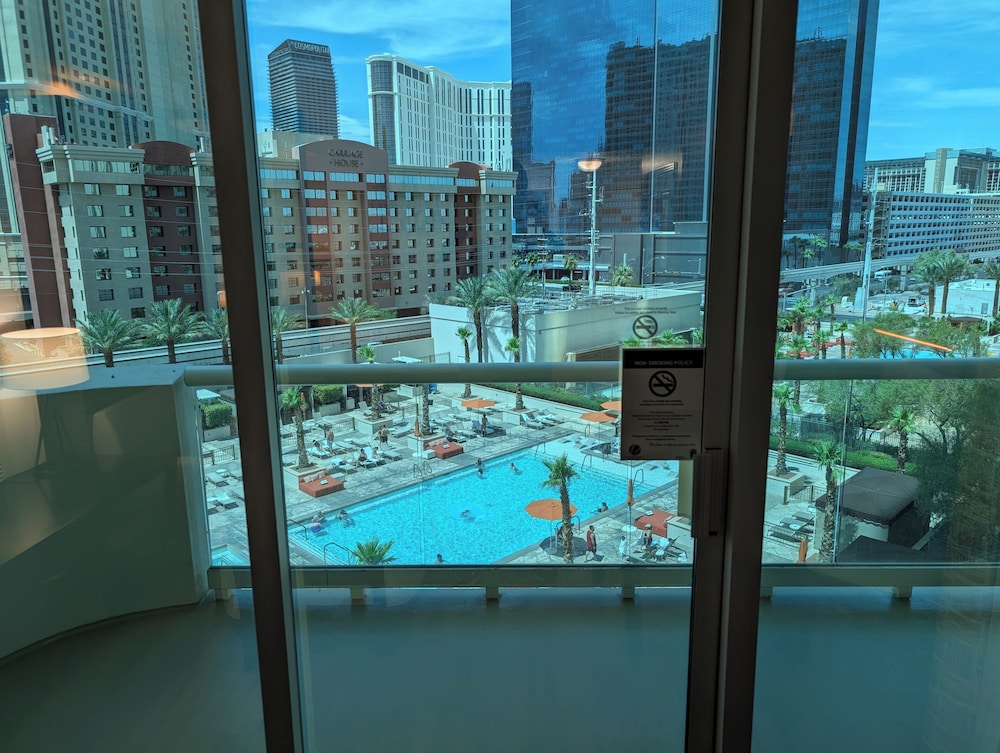Jet Luxury Elite at The Signature 21/50