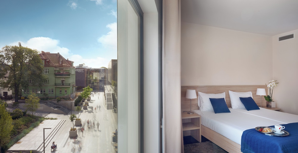 Molo Hotel 26/65