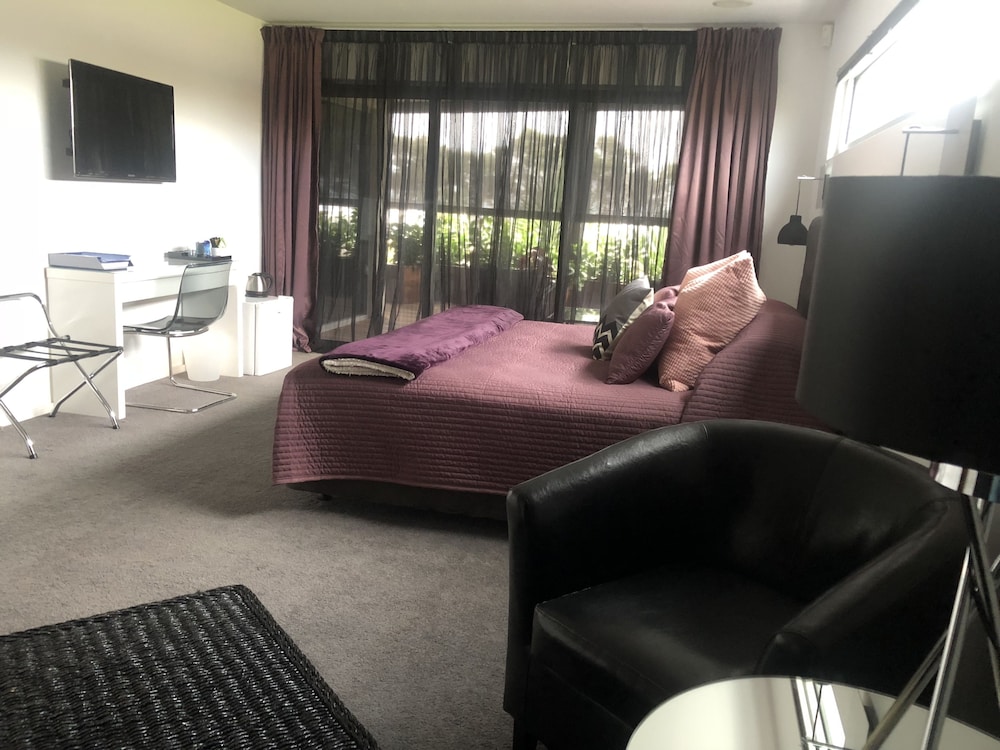 STARHAVEN RETREAT 31/56