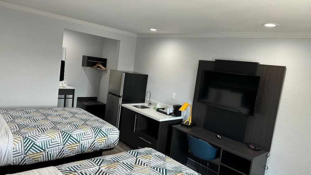 Studio6 Suites San Ysidro, CA – San Diego South Bay 30/51