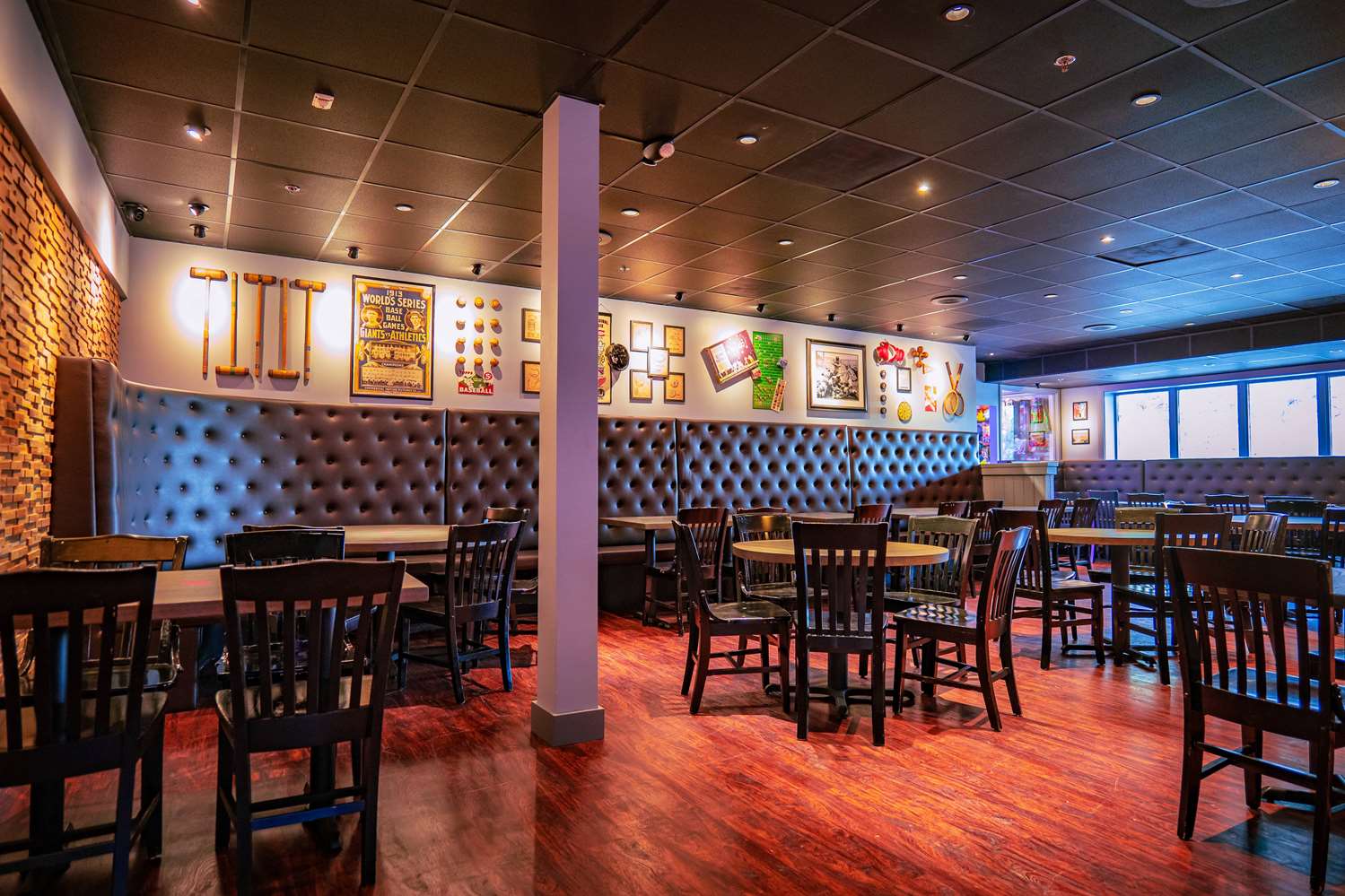 La Quinta Inn & Suites by Wyndham Danbury 42/58