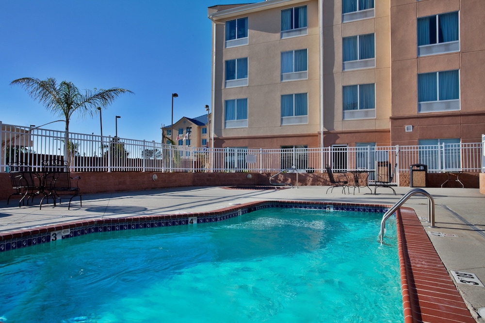 Holiday Inn Express New Orleans East 4/42