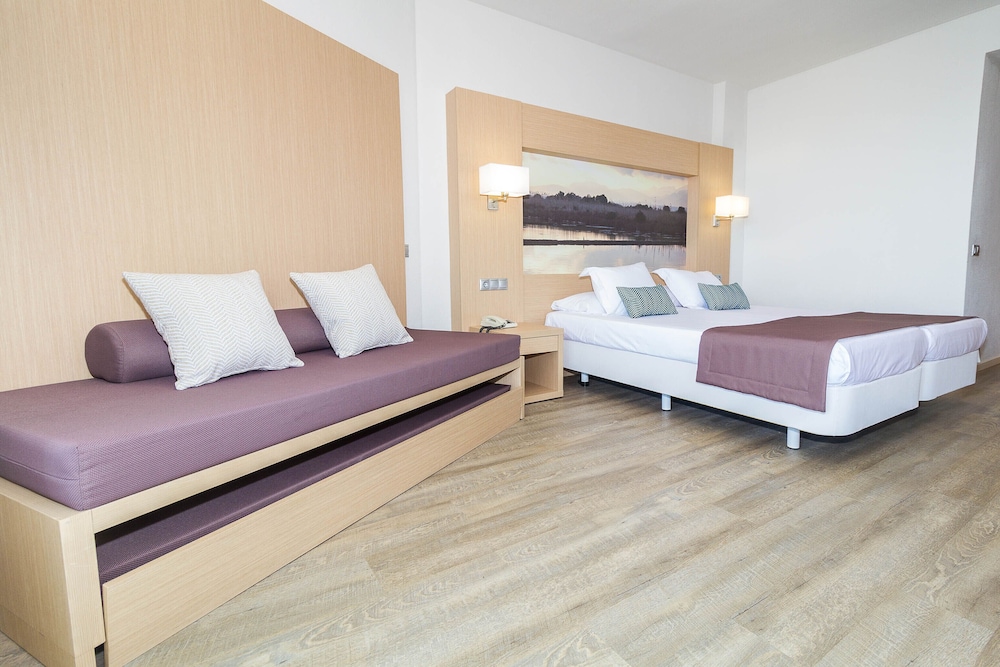 Eix Lagotel Holiday Resort 22/69