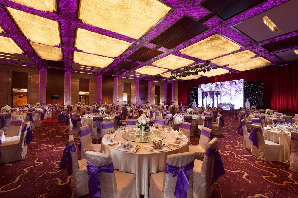 Doubletree By Hilton Qinghai Golmud China 48/71