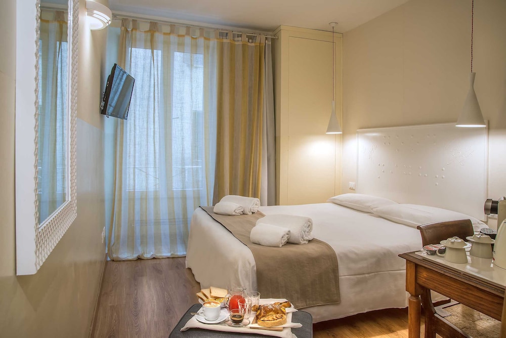 94rooms Vatican Scipioni 42/70