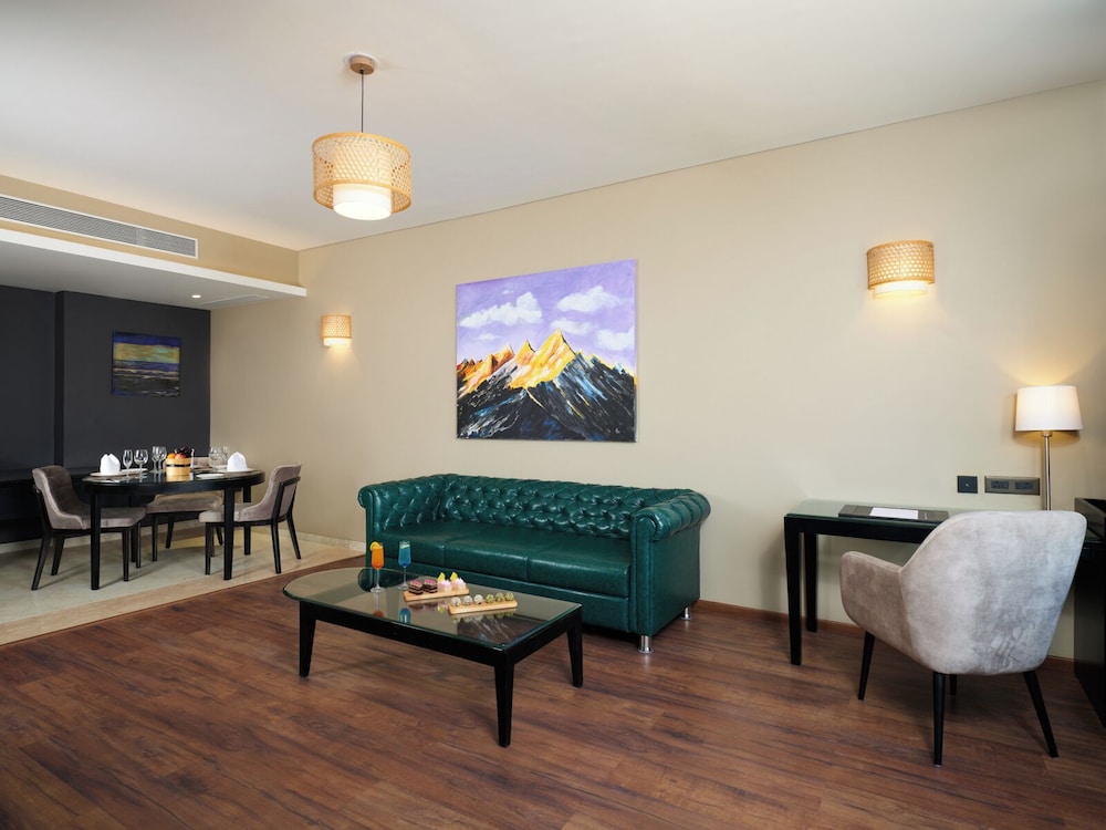 Essentia Luxury Hotel Indore 47/68
