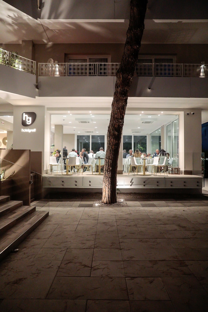 Hotel Greif 32/50