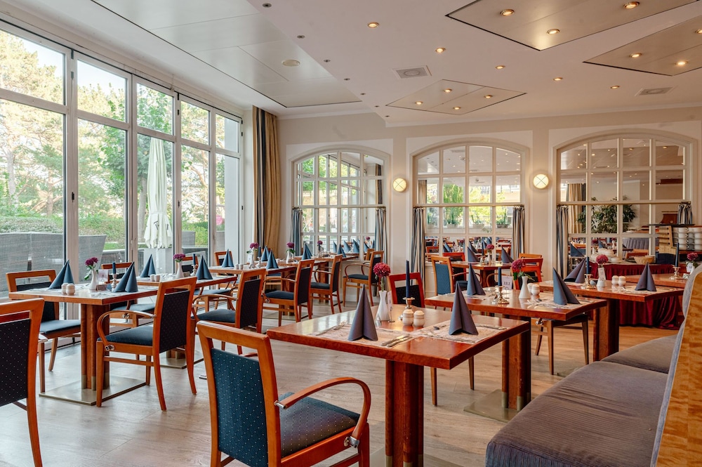 Arkona Strandhotel 38/50