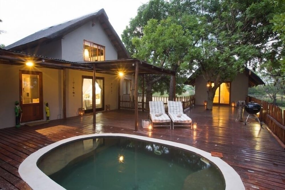 Ngama Tented Safari Lodge 47/50