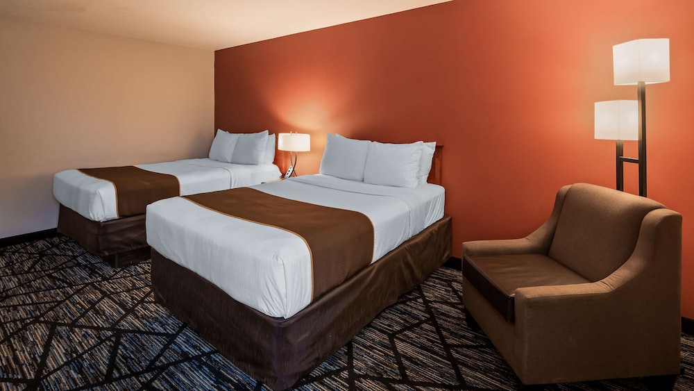 Surestay Plus Hotel By Best Western Auburn 13/32