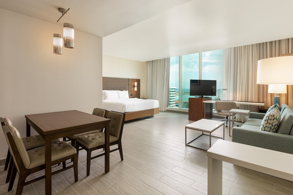 Residence Inn by Marriott Panama City 40/77