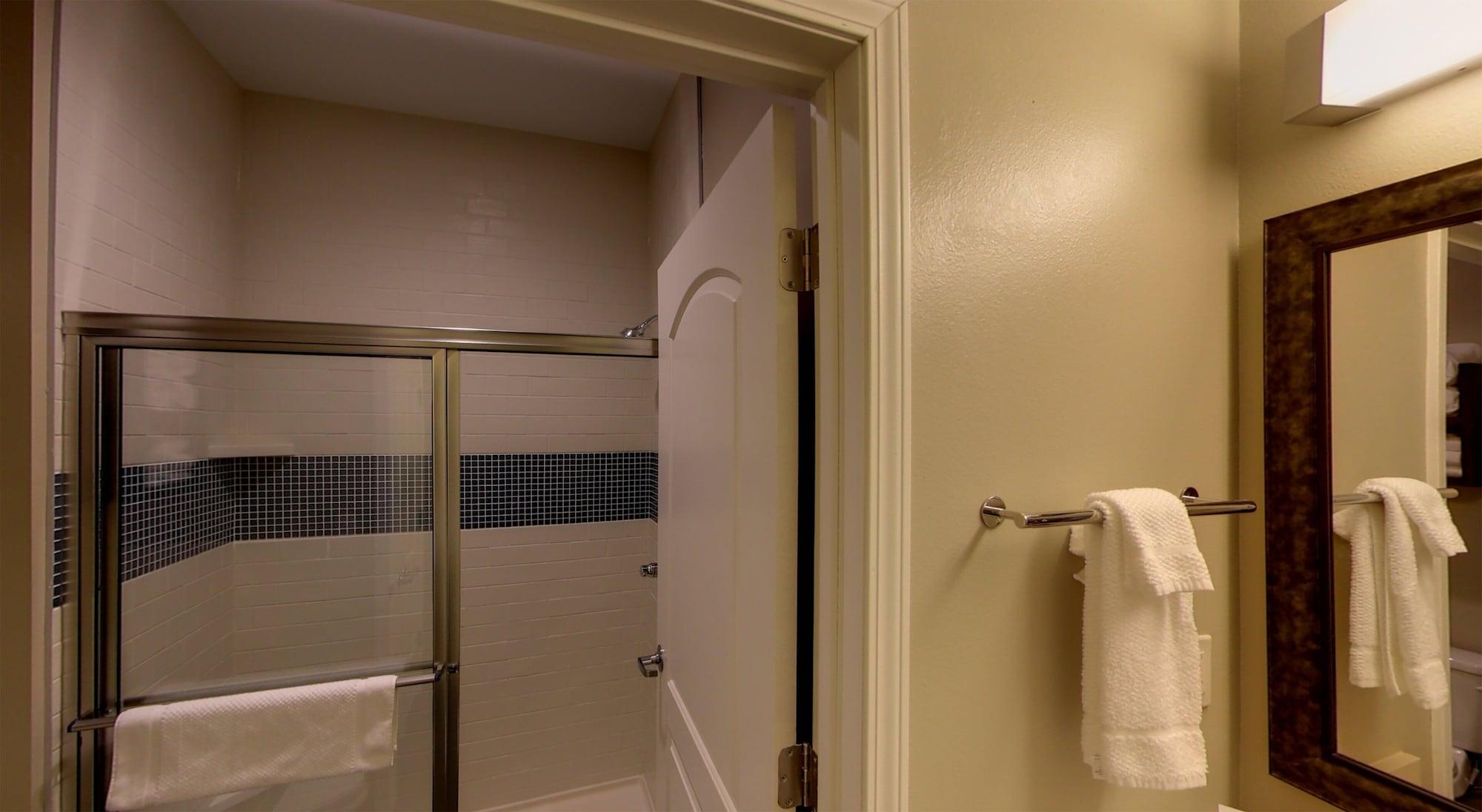 Suite, Multiple Beds, Accessible