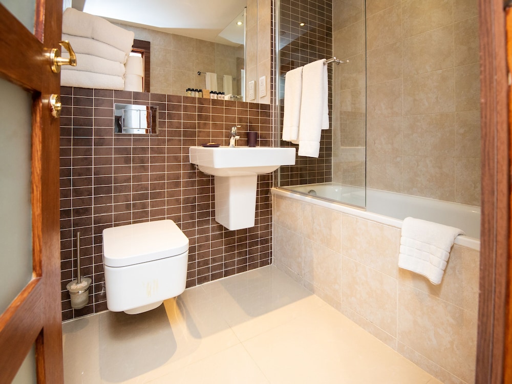 Livin Serviced Apartments 62/68