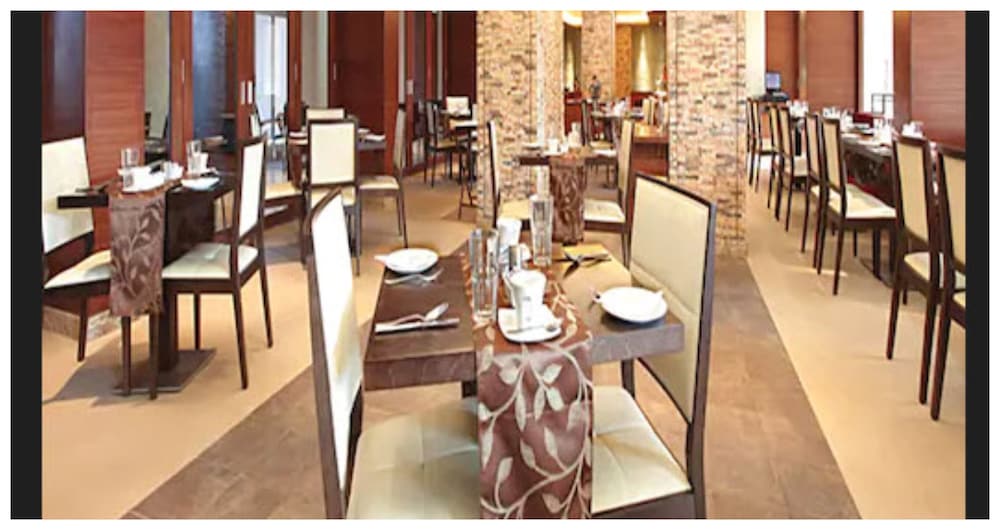 Evershine Resort & Spa 58/69