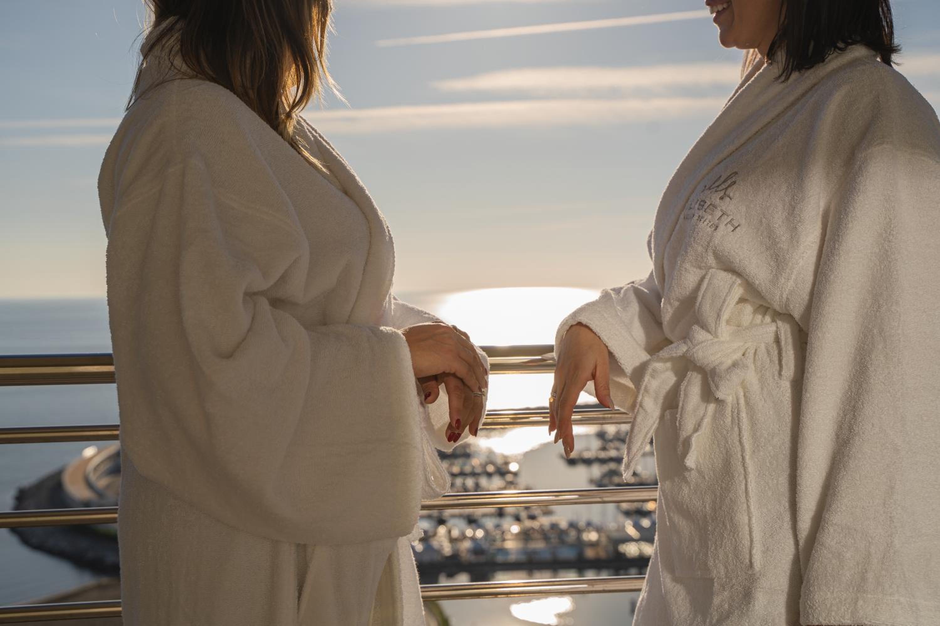 B&B Lilibeth Luxury Suites - Marina D'Arechi 22/24