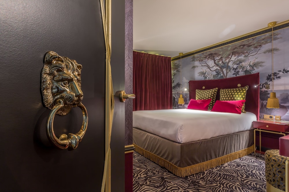 HANDSOME HOTEL BY ELEGANCIA 24/74
