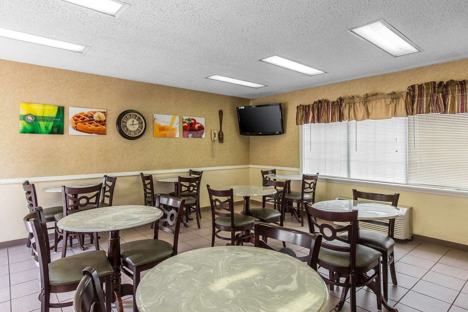 Quality Inn Jesup, GA 10/18