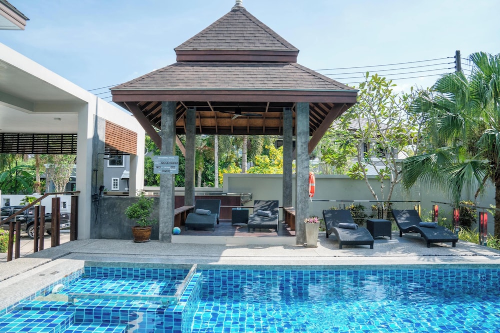 Narintara Villas 7/40