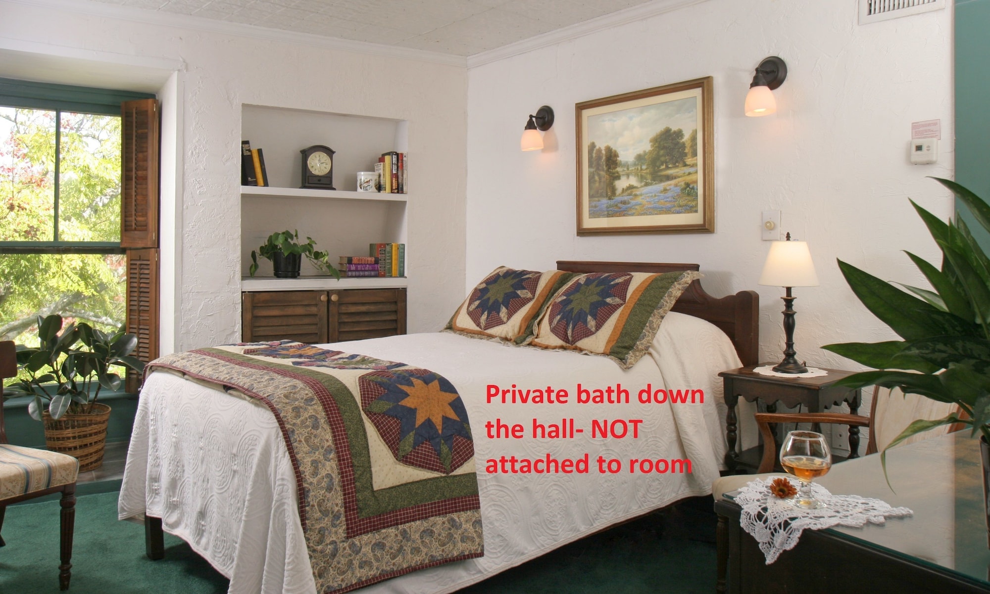 Graham, Queen Bed