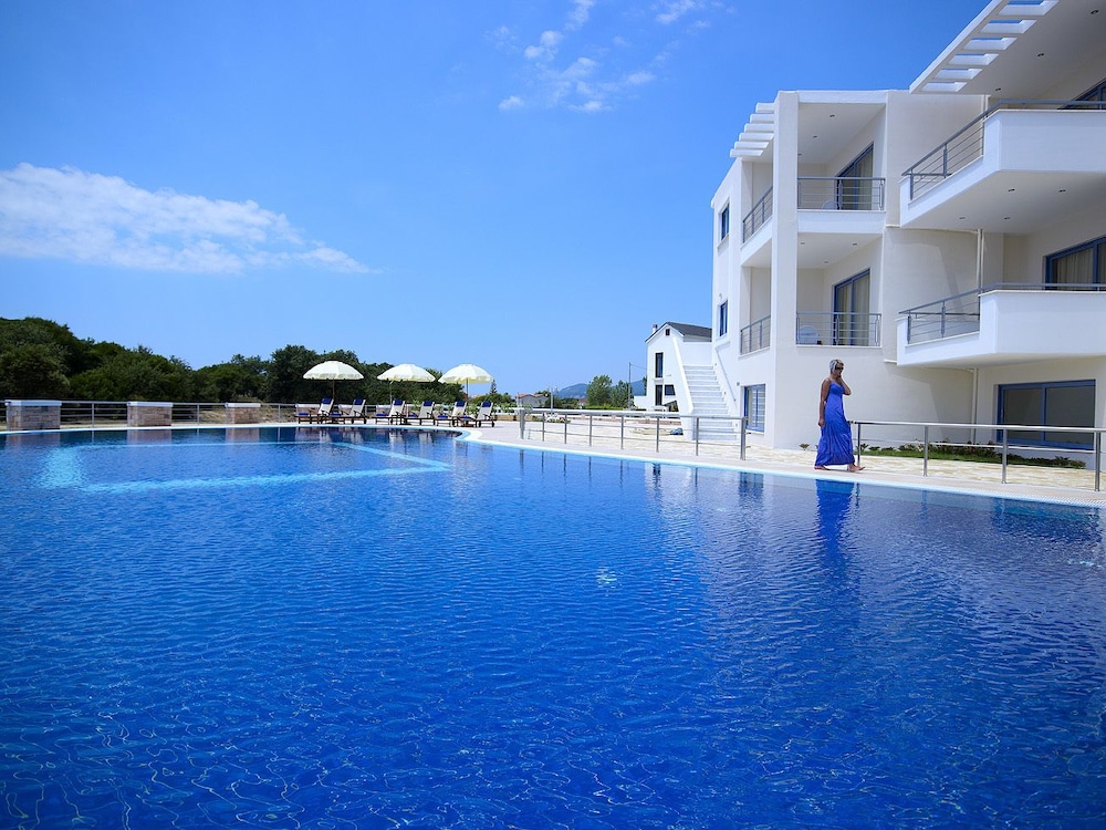 Ionian Theoxenia 6/58