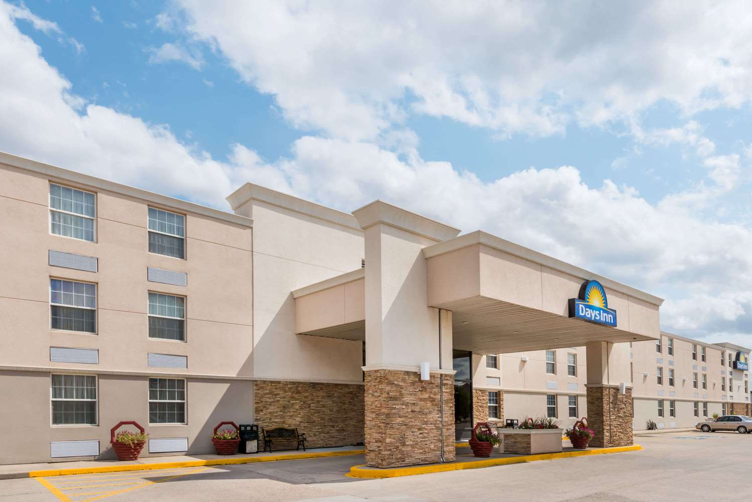 Days Inn by Wyndham Gillette 14/15