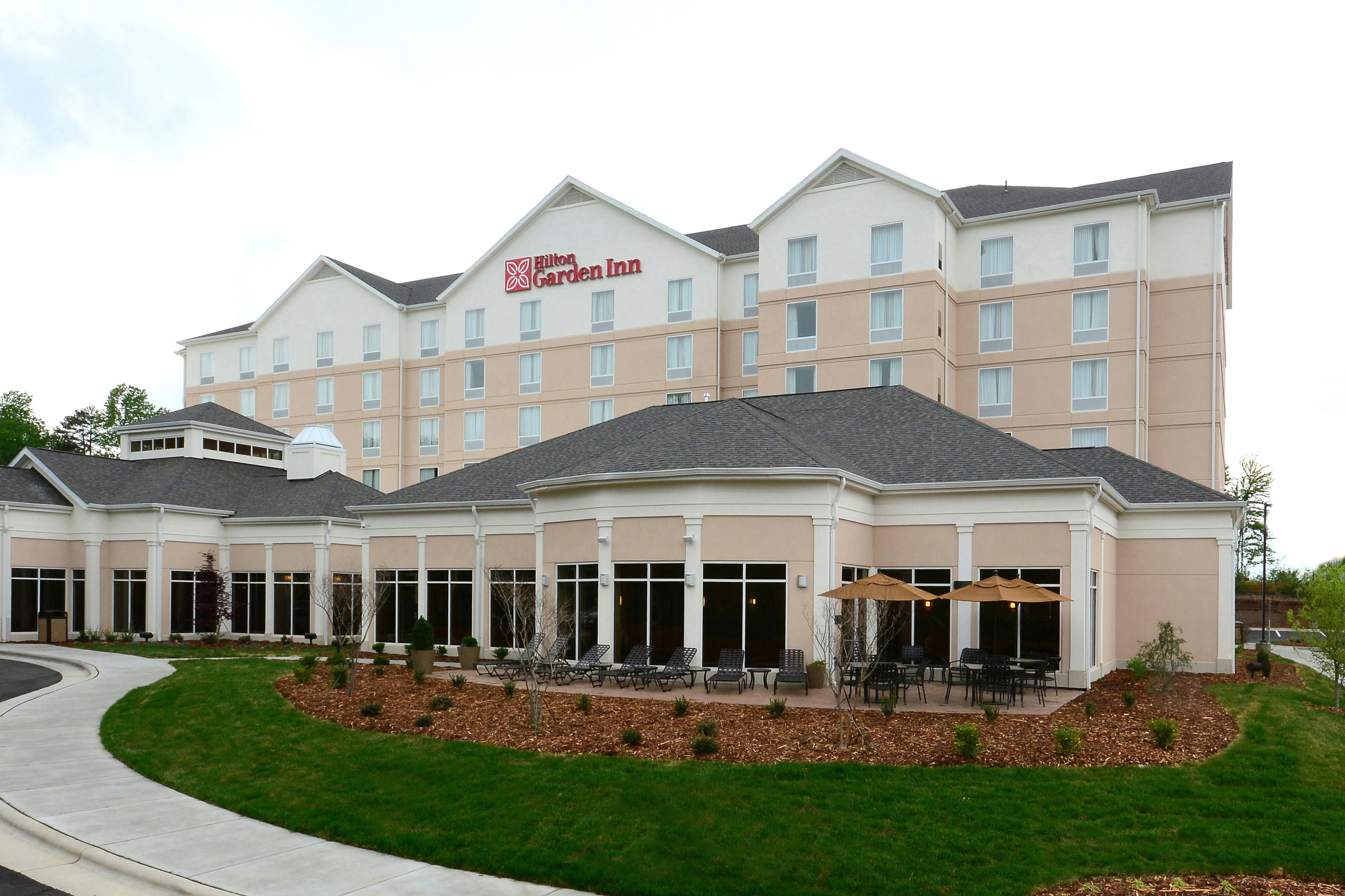 Hilton Garden Inn Greensboro Airport 4/50