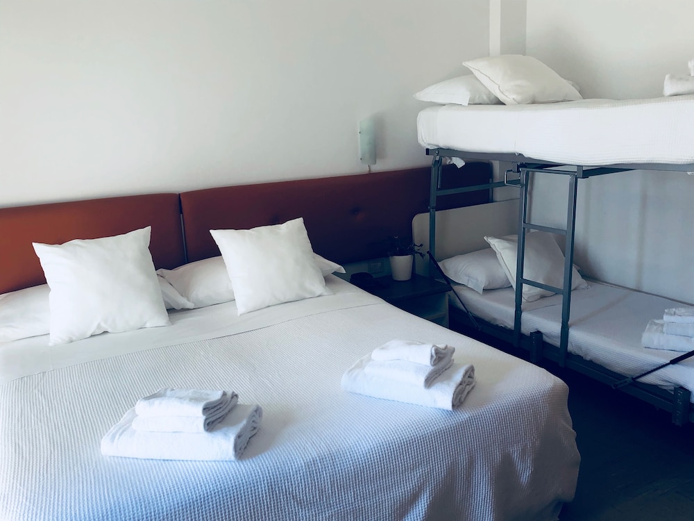 Hotel Aplo 5/50