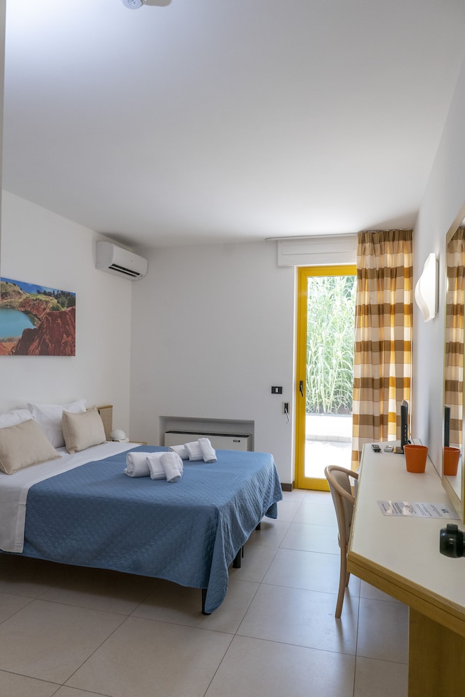 Hotel Santa Lucia 36/71
