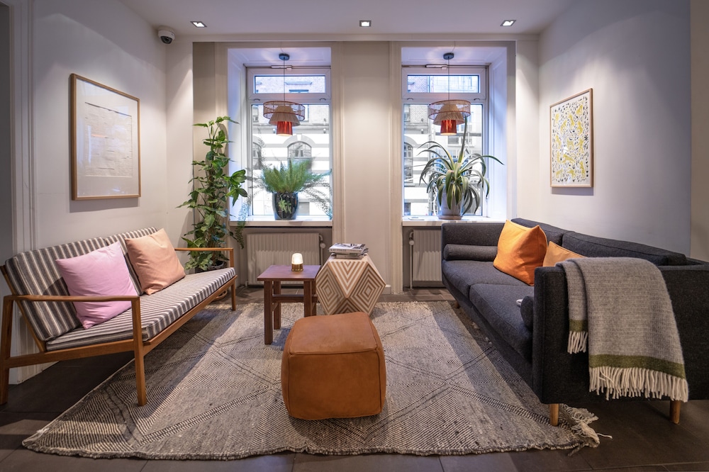 Hotel Mayfair 45/67