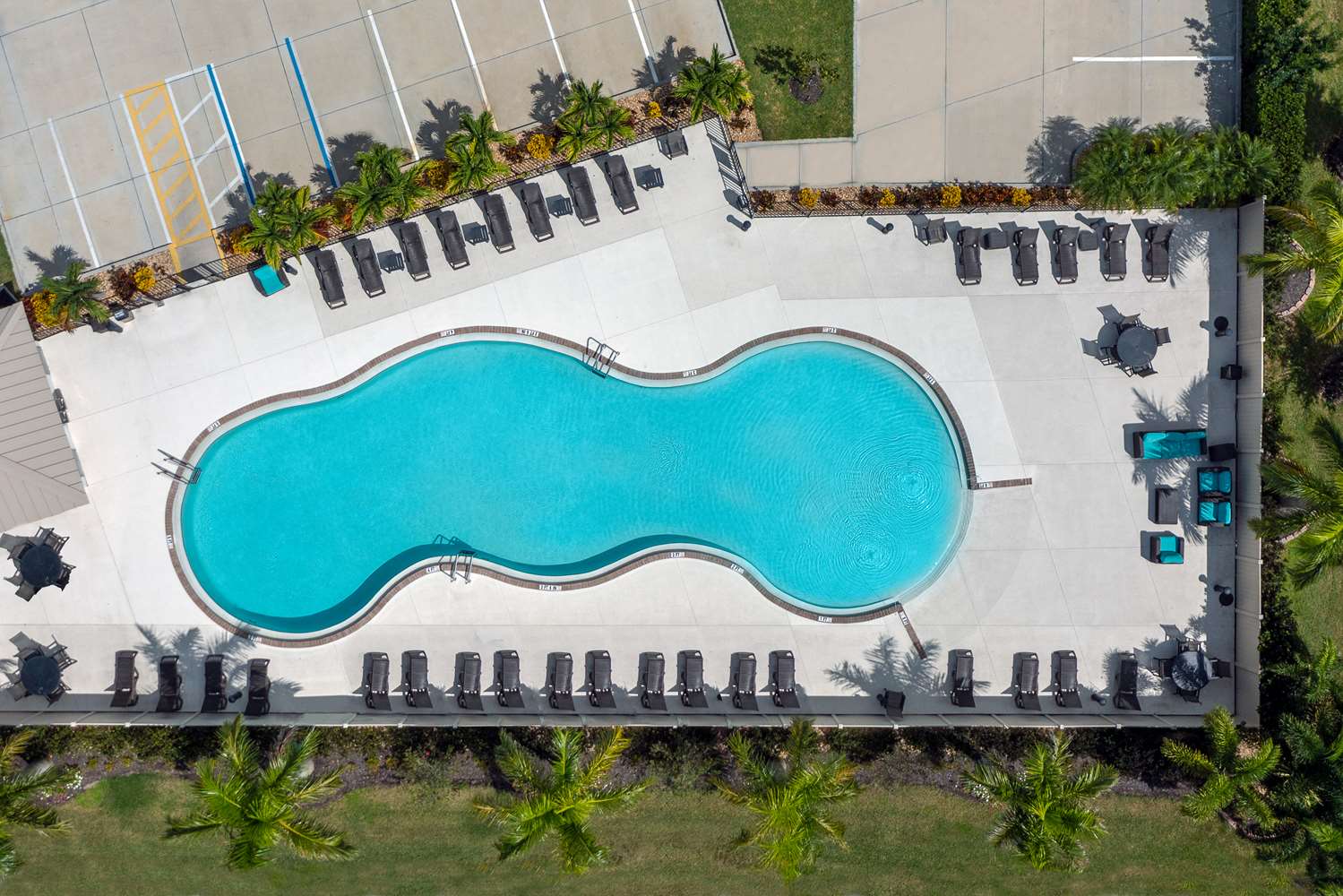 Coral Pointe Sarasota, an Ascend Collection Hotel 37/37