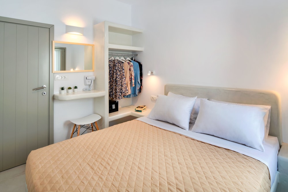 Olive Tree Suites 8/23